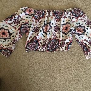 Ambience M/L off shoulder crop top